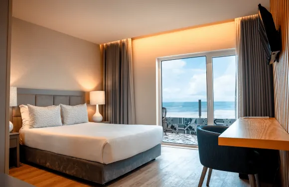 維艾拉海灘水晶酒店