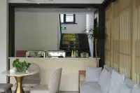 Qianyu·ZELIN  Starry Sky Beauty Accommodation (Anji Yunshang Grassland) - พร้อมอาหารเช้า