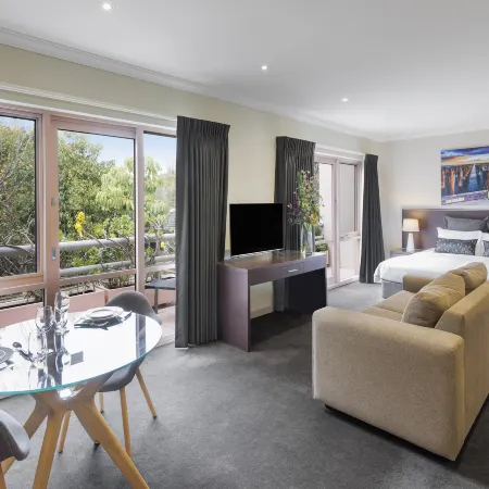 Kimberley Gardens Hotel, Serviced Apartments and Serviced Townhouses