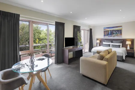 Kimberley Gardens Hotel, Serviced Apartments and Serviced Townhouses