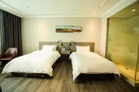 Home Inn Baiyun Hotel (Jinhu Suning Yigou Plaza Branch) Отели в г. Хуайань