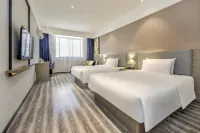 7 Days Premium Hotel (Chongqing Kaizhou District Government Square) Hotels in Kaizhou District