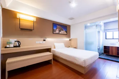 Chiang Roi 7 Days Inn