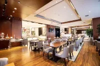 Manxing Manyu Hotel (Zhengzhou Erqi Square Vientiane City)