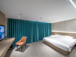 NiceHotel Smart Light Luxury Hotel (Minhang China Normal University)