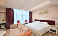 Vienna International Hotel (Hezhou High-speed Railway Station) Hotels in Hezhou