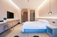 Ruiqi Hotel (Hengdian Film City Dream Valley)