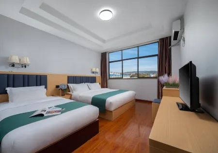 Dongming Hotel (Changshui Airport)
