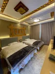 Bihai Yuntian Inn