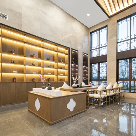 Moshang Light Luxury Hotel (Yushu Sanhuanggong Branch)