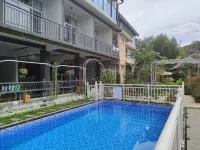 Yuan Zili Homestay - piscine
