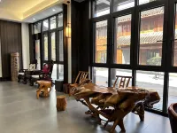 龍鄉民宿（桃花源景區店）