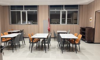 Hexin Hotel
