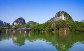 Vienna Hotel (Liuzhou High Speed Railway Station Gubu Street Branch)