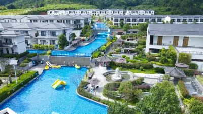 Richwood Forest Hotspring Resort Hotel di Renhua County
