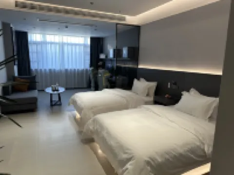 Chuanyue E-Sports Hotel (Bengbu Lijing Tiancheng)