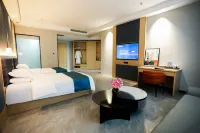 Nalati Lanhai Yuting Hotel Hotels near Nalati Raspberry Town