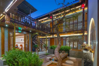 Yinman·Courtyard Yushe Life Aesthetics Designer B&B (Lijiang Old Town Sifang Street)