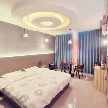 Hebi Qiuxi Business Hotel