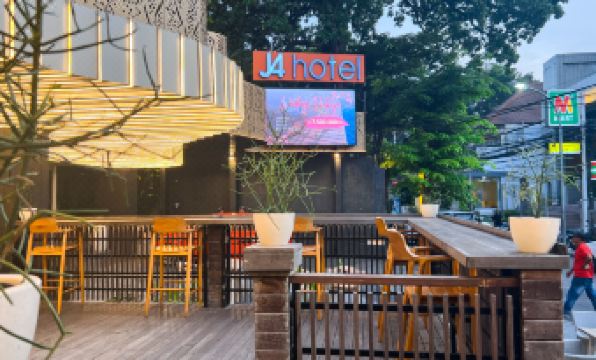 J4 Hotels Legian