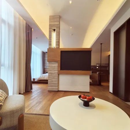 Yihui Villa Hotel Отели рядом с достопримечательностью «Мир без динамики Star Chita»