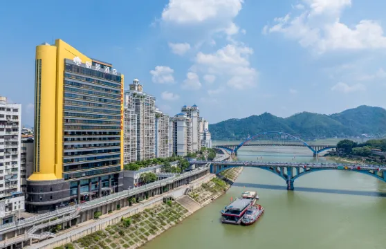 麗景酒店（騎樓城三總府店）