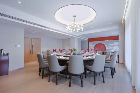 Chongqing Shengshi Jiaxuan Hotel (Jiangjin Shuangfu Branch) Отели рядом с достопримечательностью «Chongqing Traffic Vocational Institute»