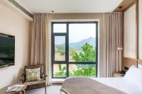 Yixulan · Healing Mountain Lodge - Infinity Pools
