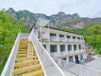 Huguan Laozhao Farmhouse