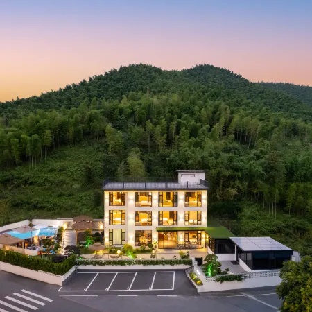 Anji Xuchenyin Wangzhu Guanshan Light Luxury Holiday Villa Meisu (Anji Yunshang Grassland Store)