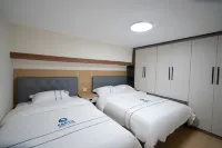 Earth Cang Apartment (Zhangye National Wetland Park Branch)