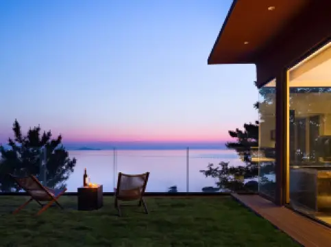 Liyu · On the Cliff Vacation Apartment (Laoshan Scenic Spot)