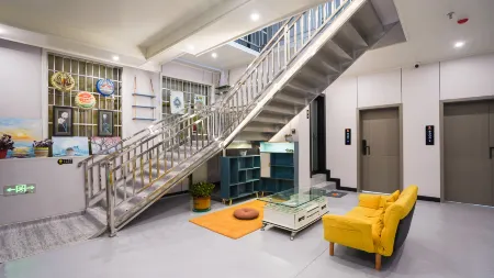 Boke Hotel Отели рядом с достопримечательностью «Ahsilisi Jiucaiping»