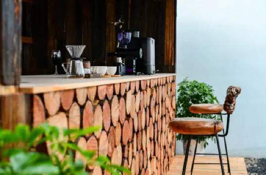 Shangri La Meets·Never Late, Silvery Moonlight | Slow City Oxygen Supply Designer Homestay Отели в г. Шангри-Ла