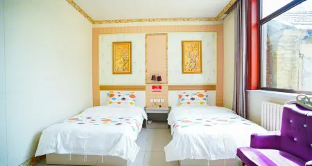 Qufu Landscape Hotel(Confucius Temple Shop in Qufu) Отели рядом с достопримечательностью «Confucius Institute»