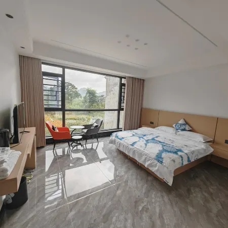 Xiongfei Inn Homestay