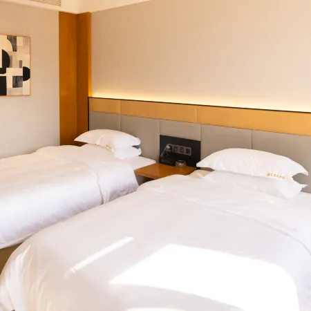 Huijing Grand Hotel