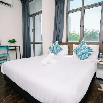 Swing & Pillows @ Z Hotel Cyberjaya Hotels near i-Tech Tower