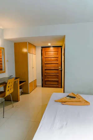 Satit Hotel