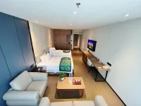 Zhengzhou Huanghe Valley Hot Spring Hotel (Fengle Farm)