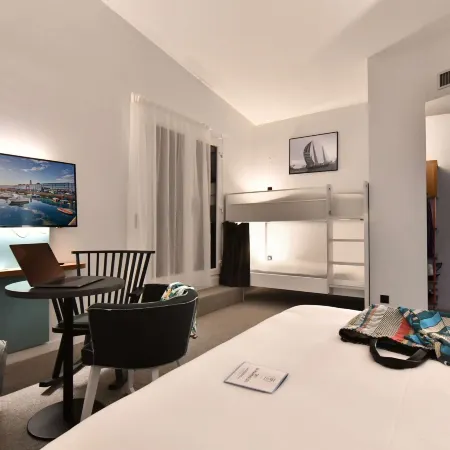 Ibis Styles Brest Centre Port