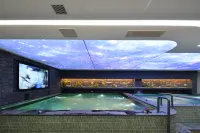 Yuejing Hot Spring Resort