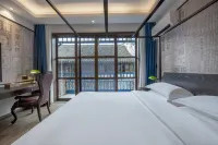 Yanguan Chaolezhicheng Baoren Apartment Hotels in Haining