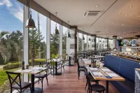 西歸浦肯辛頓度假酒店