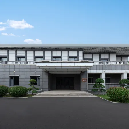 Ze Lin Hill-view Hotel