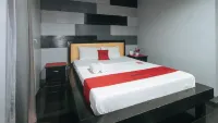 RedDoorz @ TJMG by Bel Air Polaris Makati