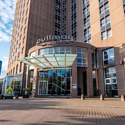 Pullman Stuttgart Fontana Hotels near Patch Barracks