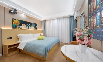 Yuanchang B&B (Chongqing Liberation Monument Pedestrian Street Hongya Cave Branch)
