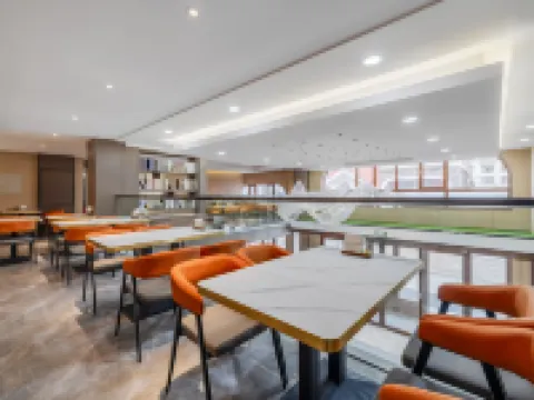 Lyman Hotel (Changbai Mountain North Slope Distribution Center Erdao Baihe Branch) Hôtels à : Antu