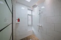 Lugu Lake Ting shui'an Resort Hotel